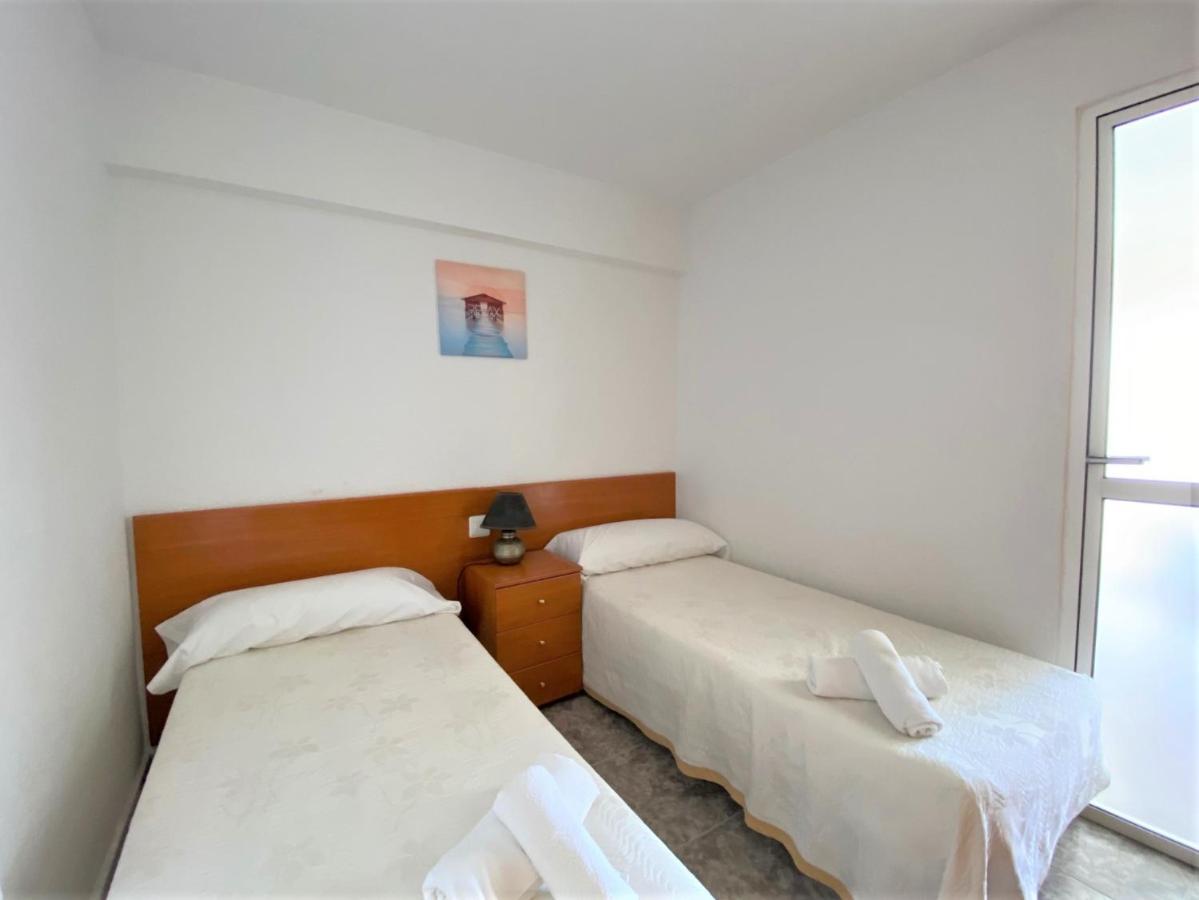 Carabelas Apartments Бенидорм Экстерьер фото