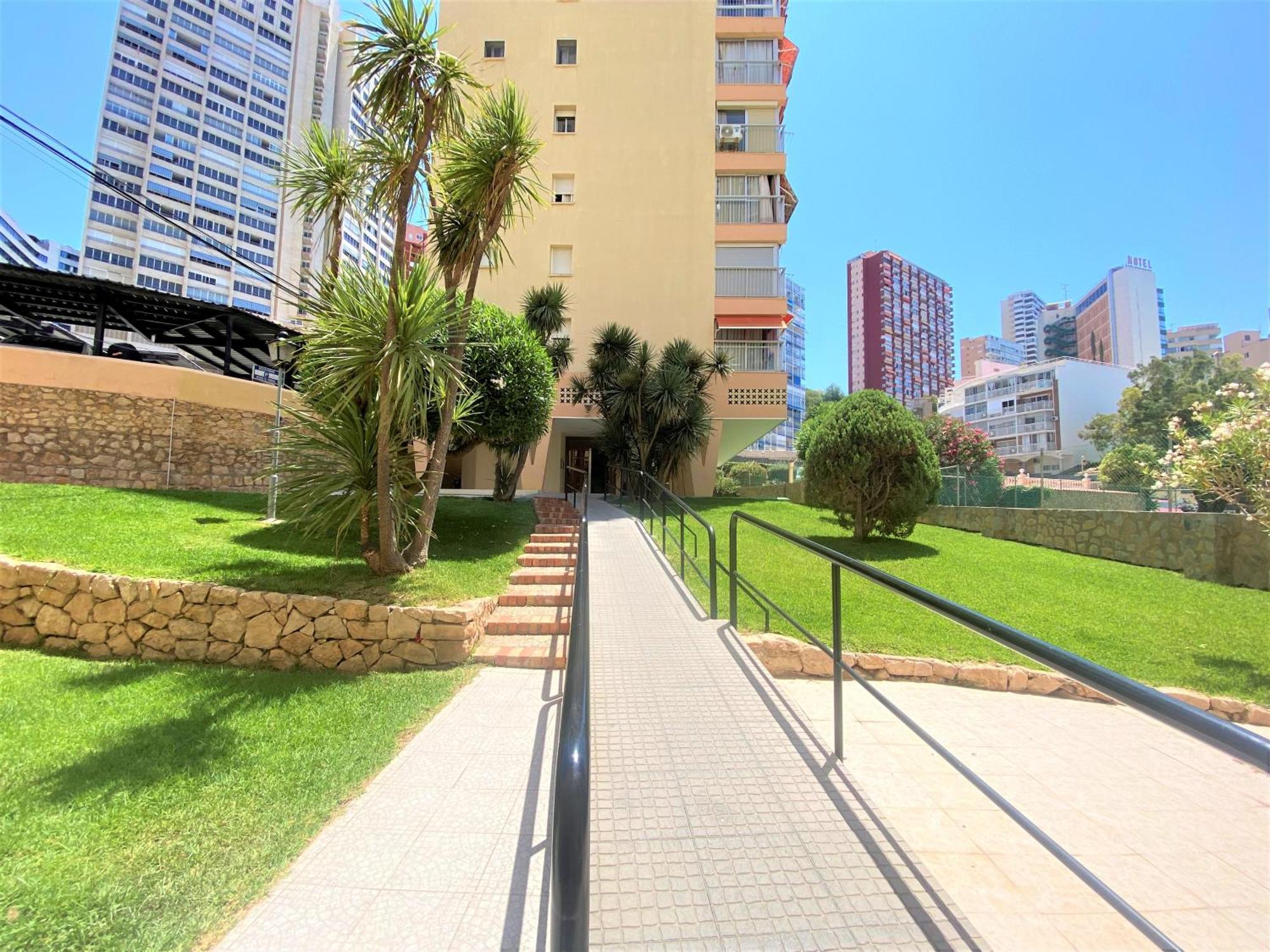 Carabelas Apartments Бенидорм Экстерьер фото
