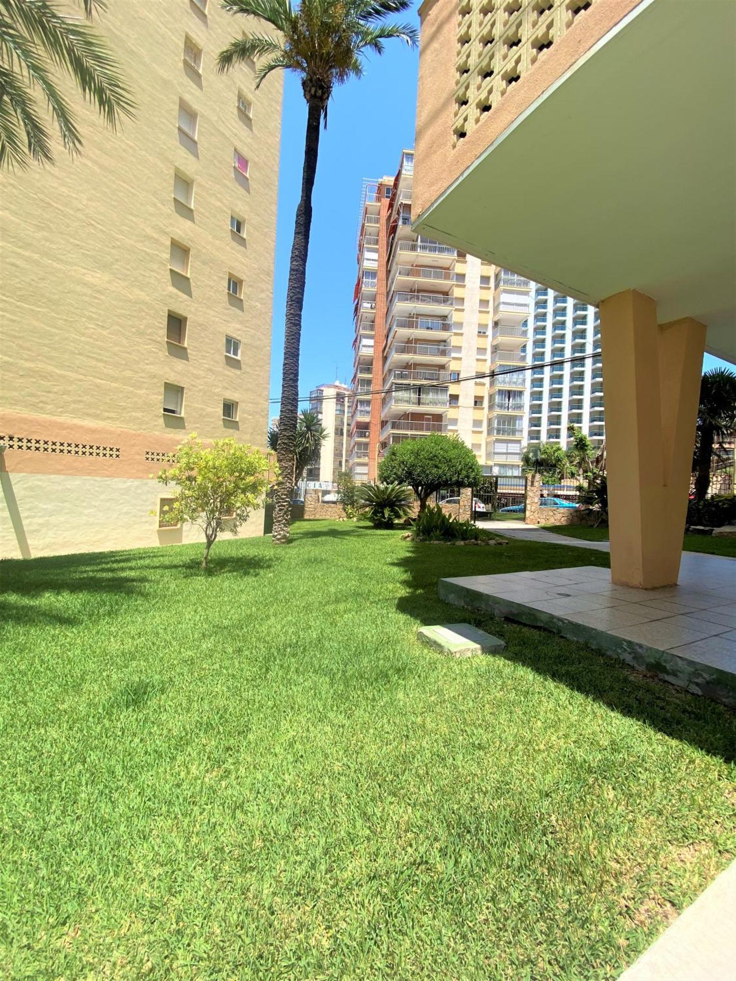 Carabelas Apartments Бенидорм Экстерьер фото