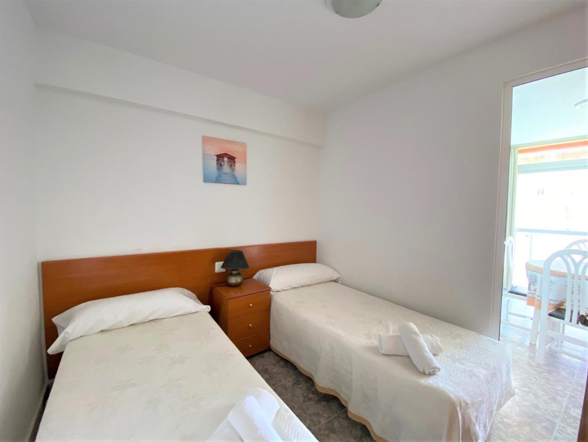 Carabelas Apartments Бенидорм Экстерьер фото