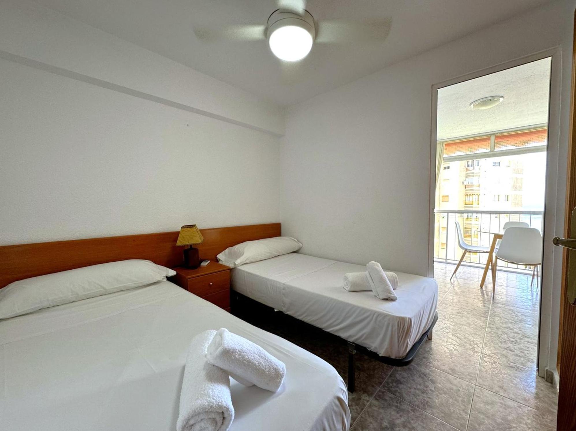 Carabelas Apartments Бенидорм Экстерьер фото
