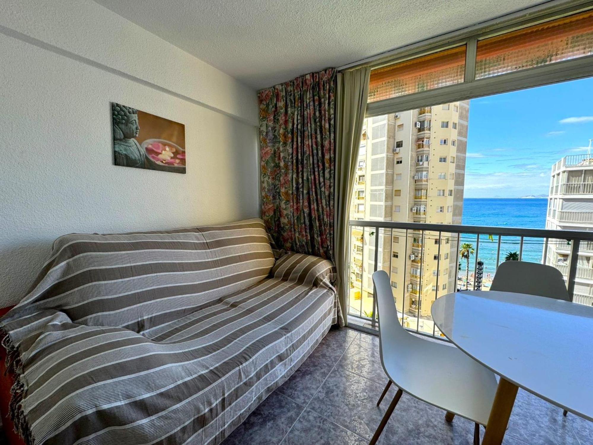 Carabelas Apartments Бенидорм Экстерьер фото